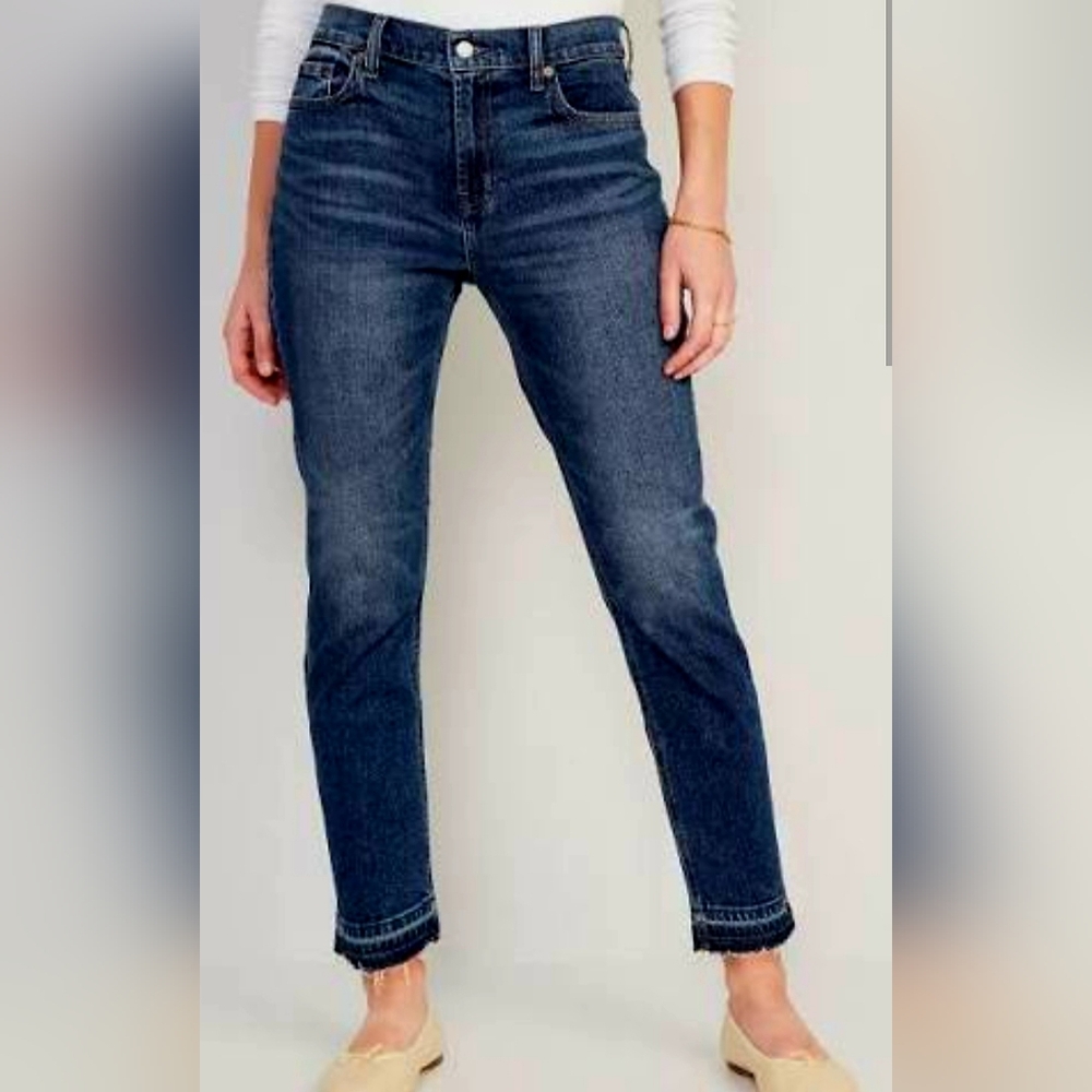 Old Navy Boyfriend Dark Blue Mid-Rise Straight Leg Cut-off Jeans